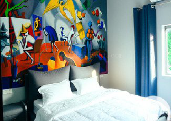  南漳对于酒店的墙体彩绘而言更注重哪些方面？